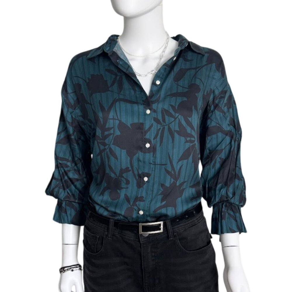 Elan Boho Floral Button Front Blouse Smocked Sleeve Oversized NWT Size S